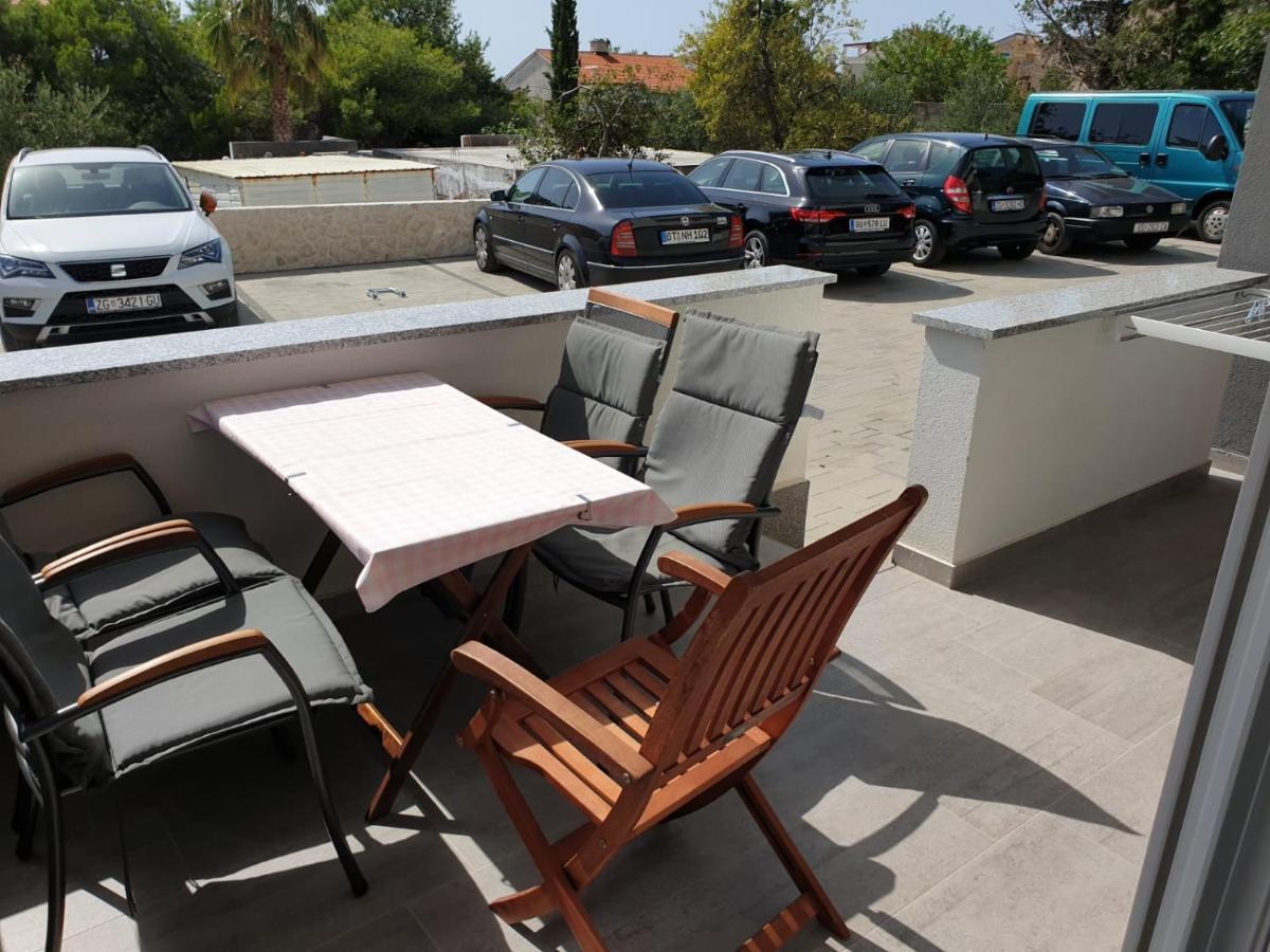 Apartman Dodo 1 Новалья Экстерьер фото